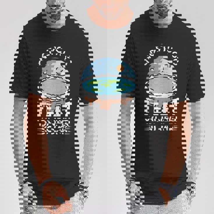 フラットアースデザインのアイデア 一度行けばフラット陰謀論 Tシャツ 面白い贈り物