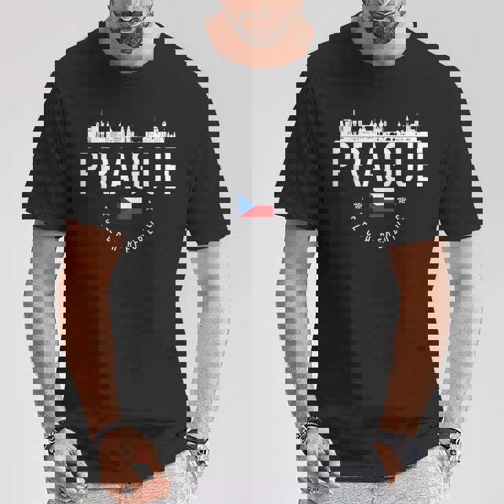 プラハ スカイライン チェコ共和国 国旗 プライド お土産 Tシャツ 面白い贈り物