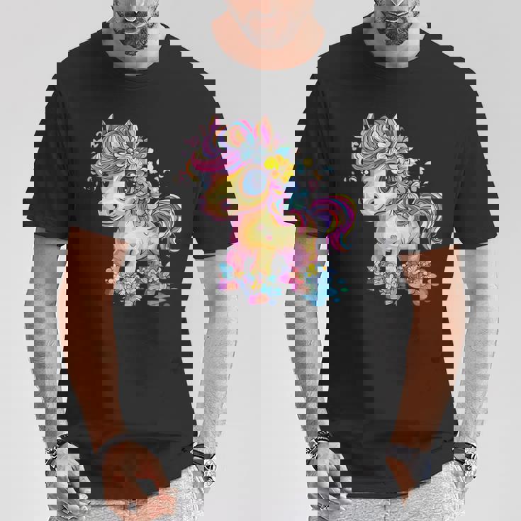 レインボーフラワーマジックのかわいいポニー。 Tシャツ 面白い贈り物