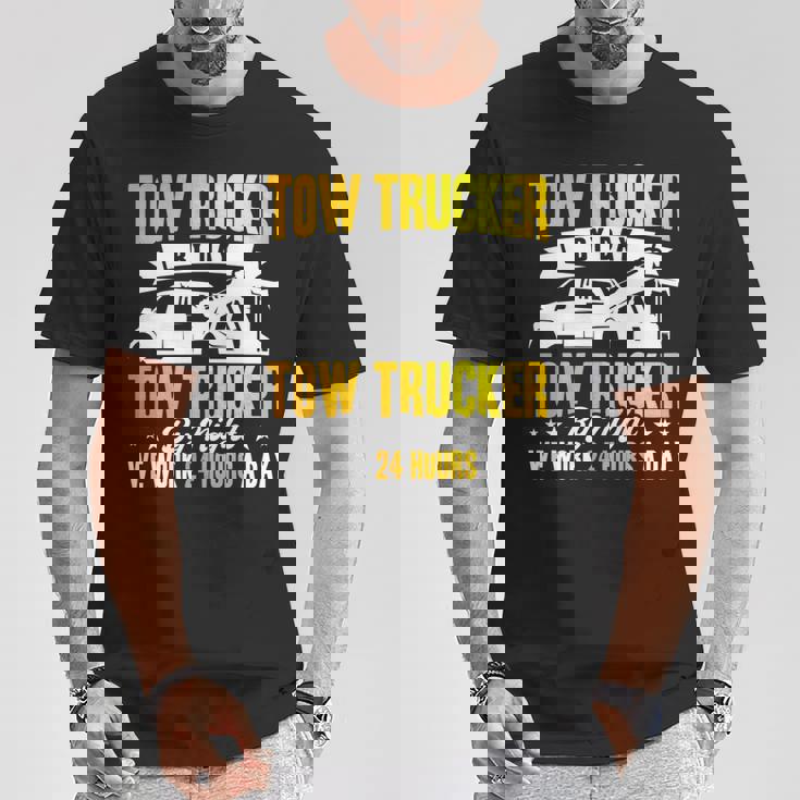 レッカートライバー レッカーは1日24時間作業します。 長袖tシャツ Tシャツ 面白い贈り物