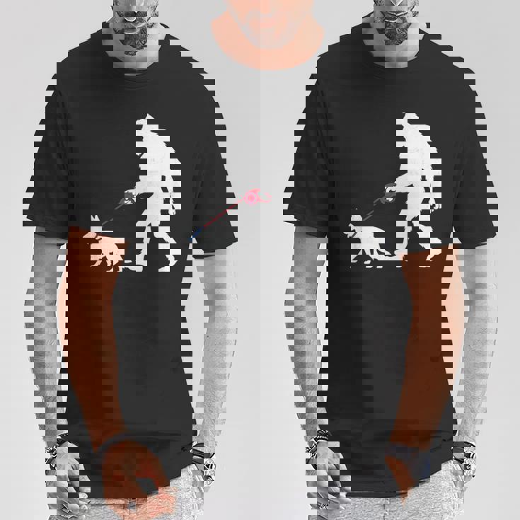 レトロ ビッグフット ウォーキング ジャーマンシェパード 犬 おもしろい サスカッチ 長袖tシャツ Tシャツ 面白い贈り物