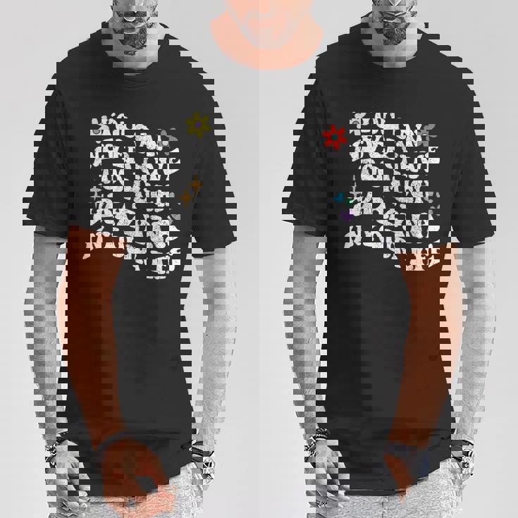 レトログルーヴィーなあなたは、決してあまりにも多くのgrazynaを持つことはできません Tシャツ 面白い贈り物