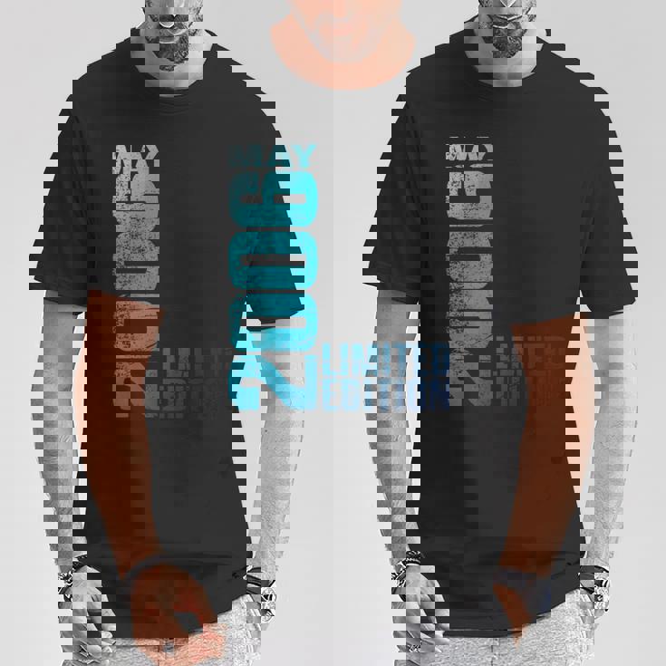 ヴィンテージ2006年5月18歳の男の子の女の子18歳の誕生日 Tシャツ 面白い贈り物