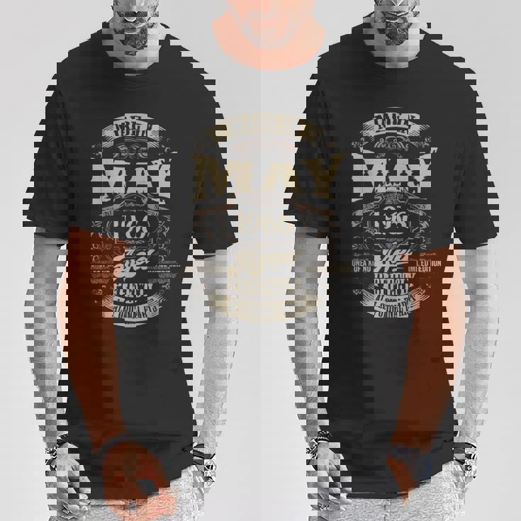 ヴィンテージ還暦伝説 1966年5月 60歳の贈り物 Tシャツ 面白い贈り物