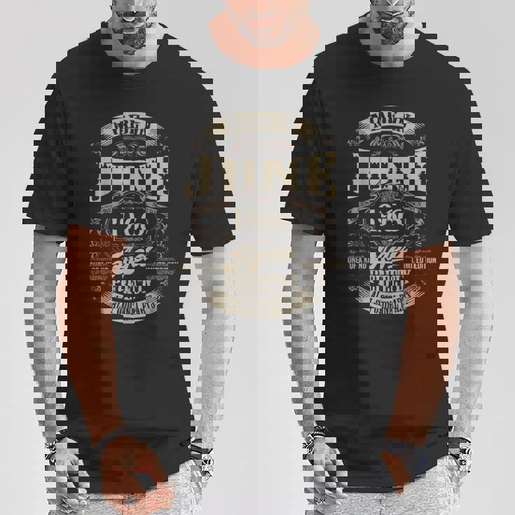 ヴィンテージ還暦伝説 1966年6月 60歳の贈り物 Tシャツ 面白い贈り物