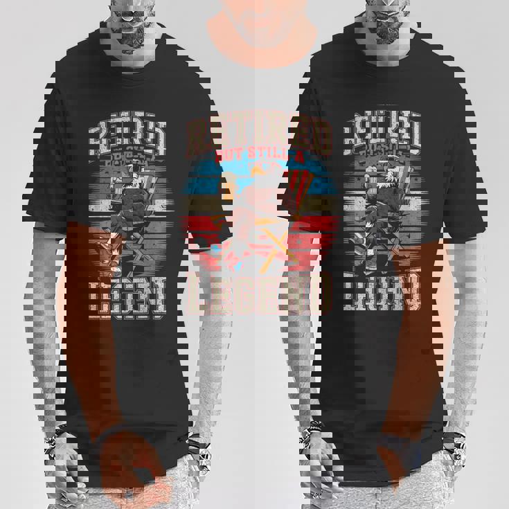 引退したがまだ伝説のイーグルとビールアメリカンスタイル Tシャツ 面白い贈り物