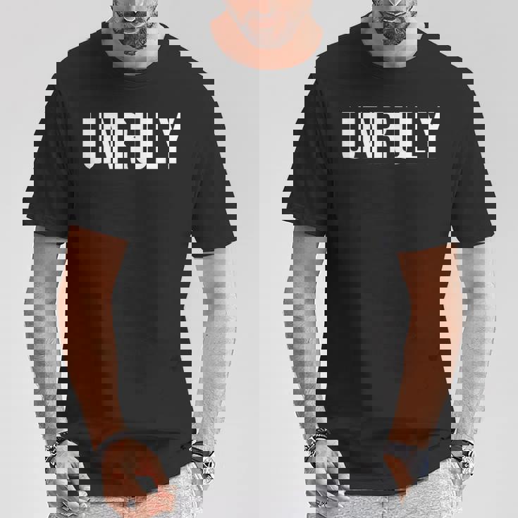 手に負えない Tシャツ 面白い贈り物