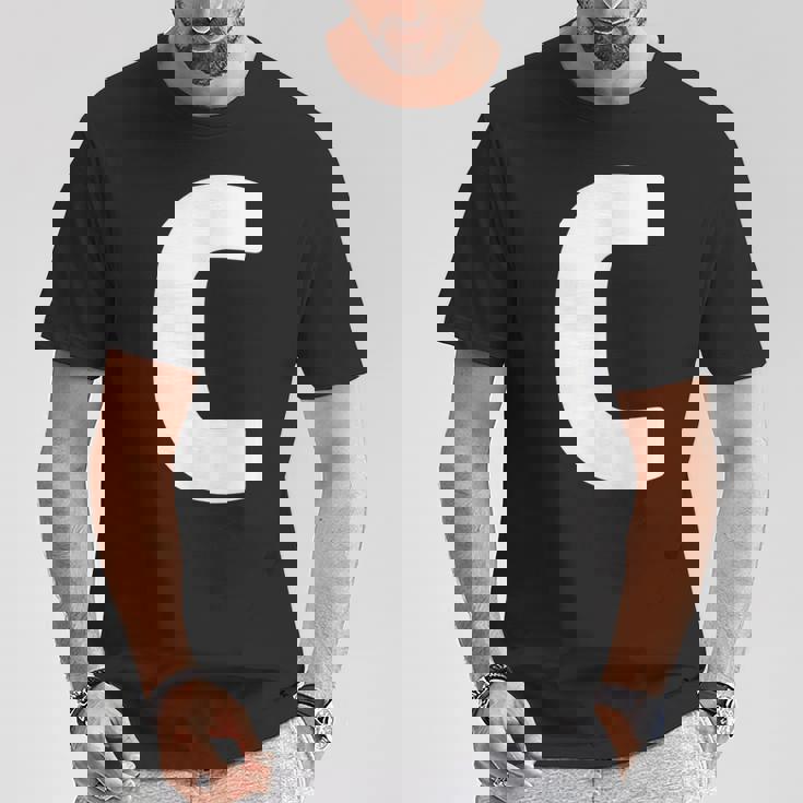 文字c 大文字 アルファベット モノグラム イニシャル Tシャツ 面白い贈り物