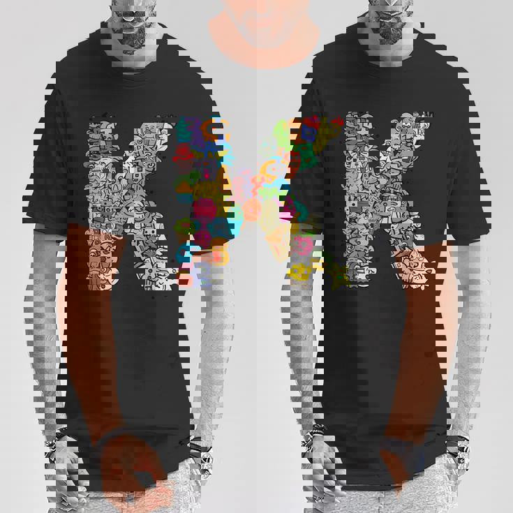 文字k Monsters アルファベットネーム イニシャル キュート モノグラム Tシャツ 面白い贈り物