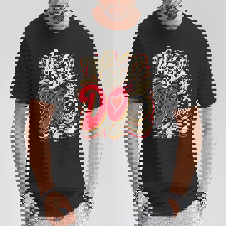 私たちはまだ17歳面白いカップル結婚17周年を迎えます Tシャツ 面白い贈り物