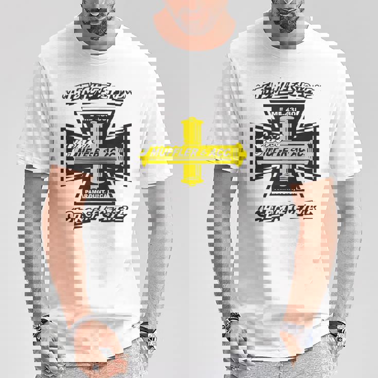 Gene's Mufflers アイアンクロス Tシャツ 面白い贈り物