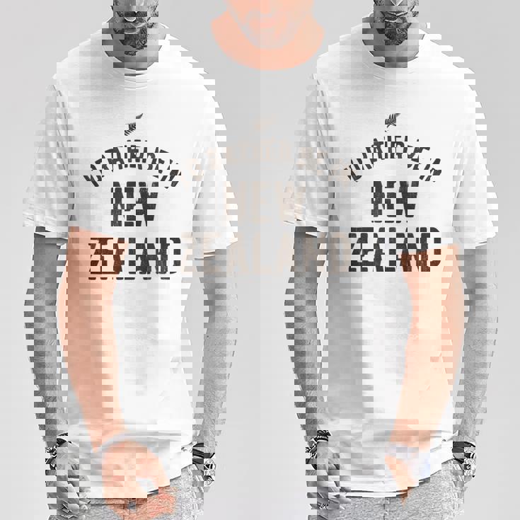 I'd Rather Be In New Zealand Nz Fern Kiwi ギフト Tシャツ 面白い贈り物