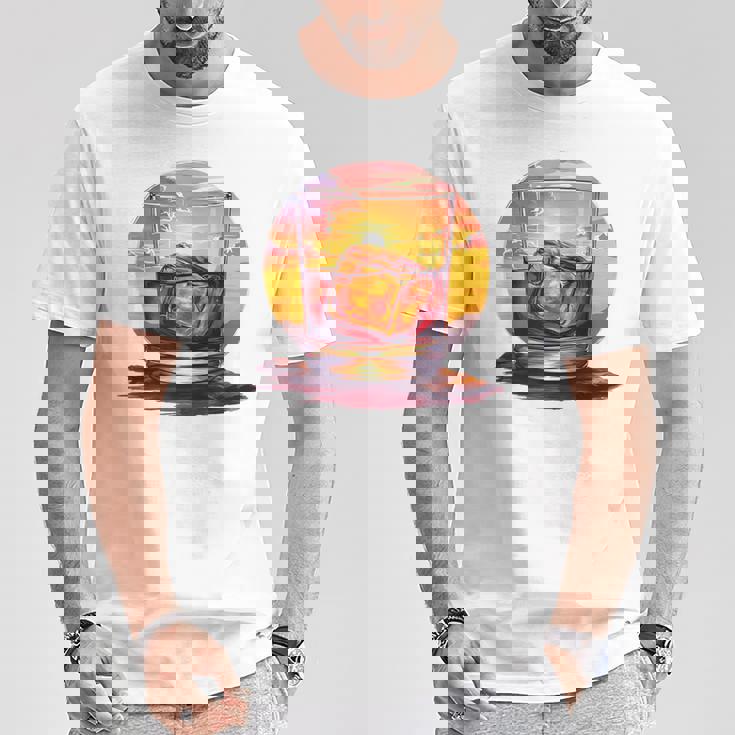 エレガントなウイスキーの夕日 Tシャツ 面白い贈り物