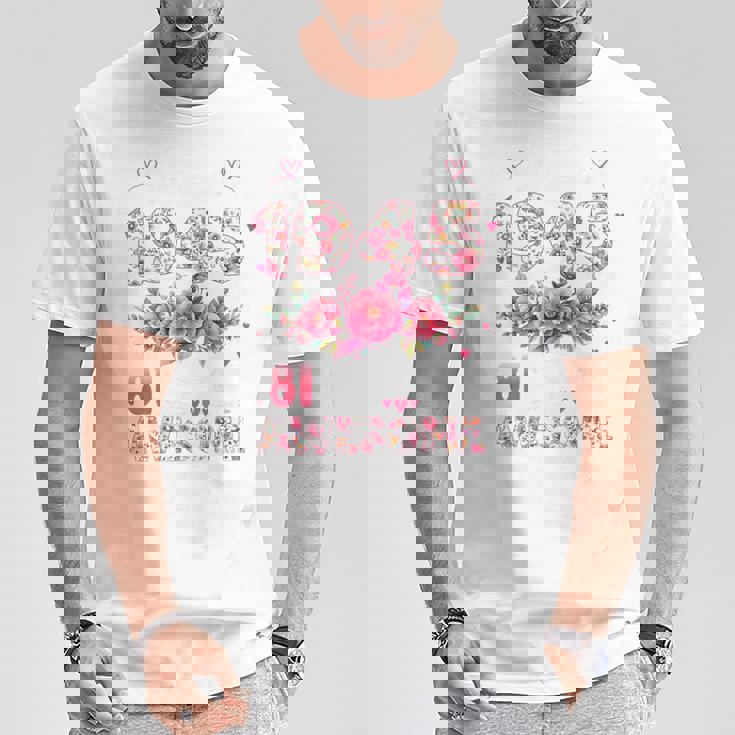 オンバック 81歳 1945年3月 花柄 81歳の誕生日 Tシャツ 面白い贈り物