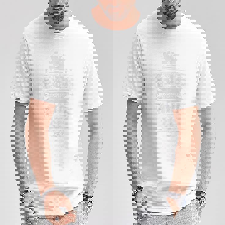 キングスは1961年3月生まれ65歳の誕生日 男性 男の子 Tシャツ 面白い贈り物