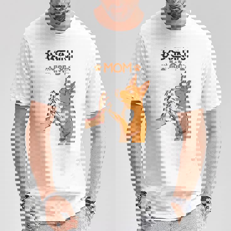 バセンジーママ犬愛好家 Tシャツ 面白い贈り物