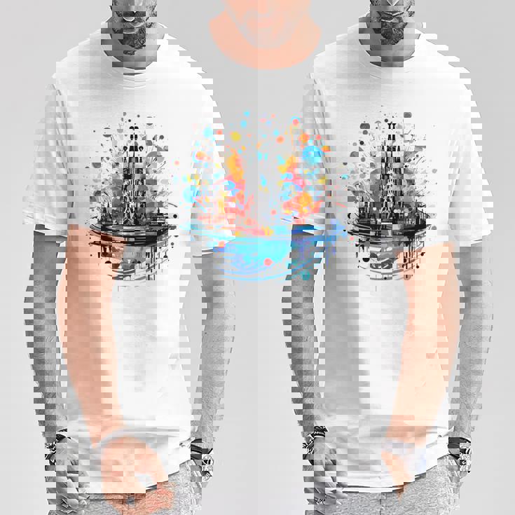 バルセロナのサグラダ ファミリアの美しいイラスト Tシャツ 面白い贈り物