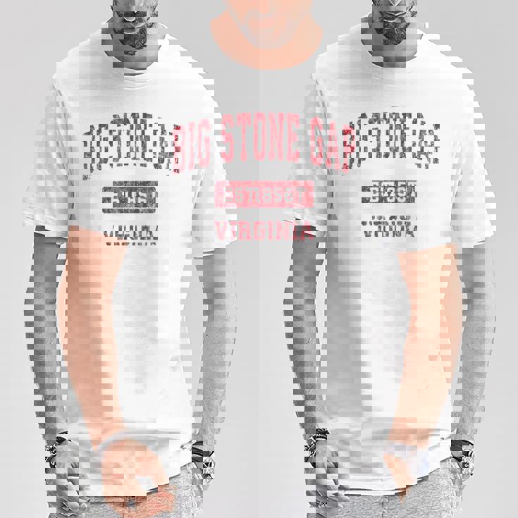 ビッグストーンギャップ バージニアバージニアva ヴィンテージスポーツデザイン レッドデザイン Tシャツ 面白い贈り物
