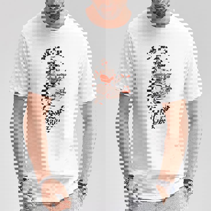 ファニー タトゥー ロカビリー ピンナップ ウィスキー 猫と一緒に飲む Tシャツ 面白い贈り物