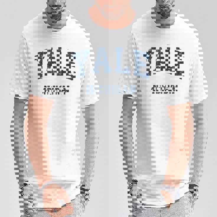 ミシガン州イェールミシガン州ヴィンテージアスレチックスポーツデザイン Tシャツ 面白い贈り物