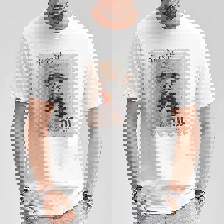 麦わら帽子 りんご パンダ 小さなパンダ 切手風 Tシャツ 面白い贈り物