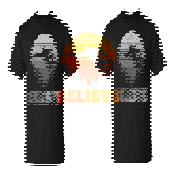 Bigfoot Believe Disc Golf Retro Sunset Vintage Flying Disc T-Shirt