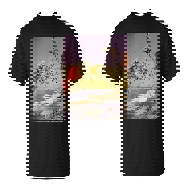 ダリの蜂の飛びによって生じる夢 Tシャツ