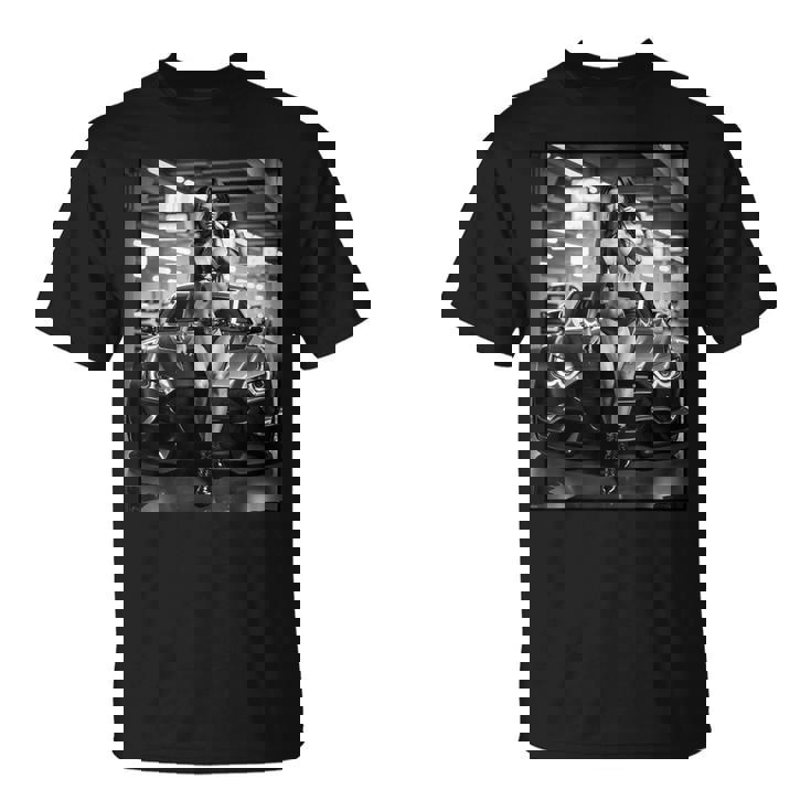 ピンナップガールtシャツ 男性用 巨乳ピンナップガール&カー B&W Tシャツ