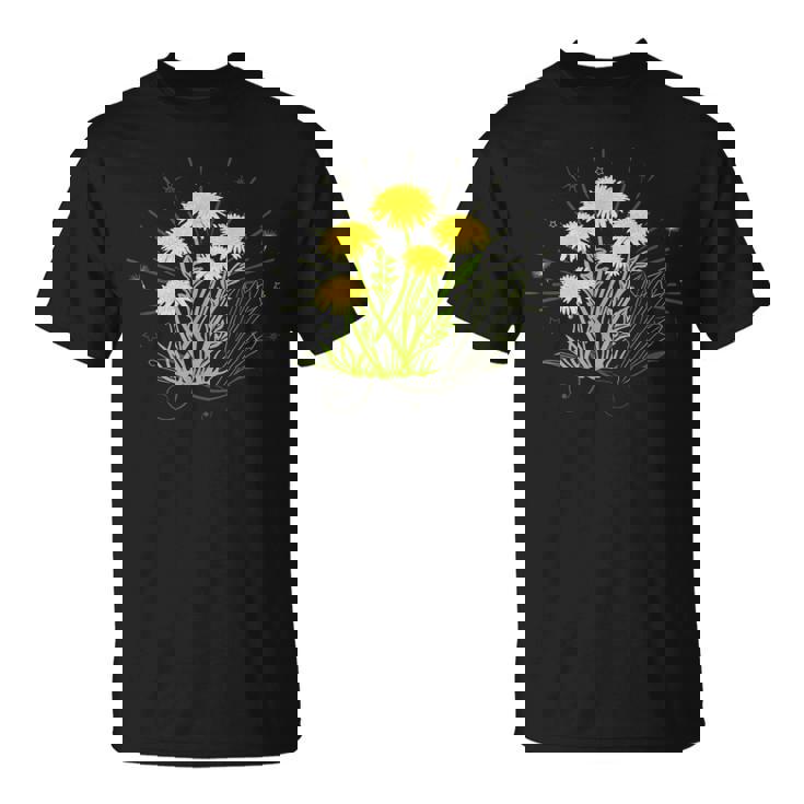 星と水晶の先端の夏の花とタンポポ Tシャツ