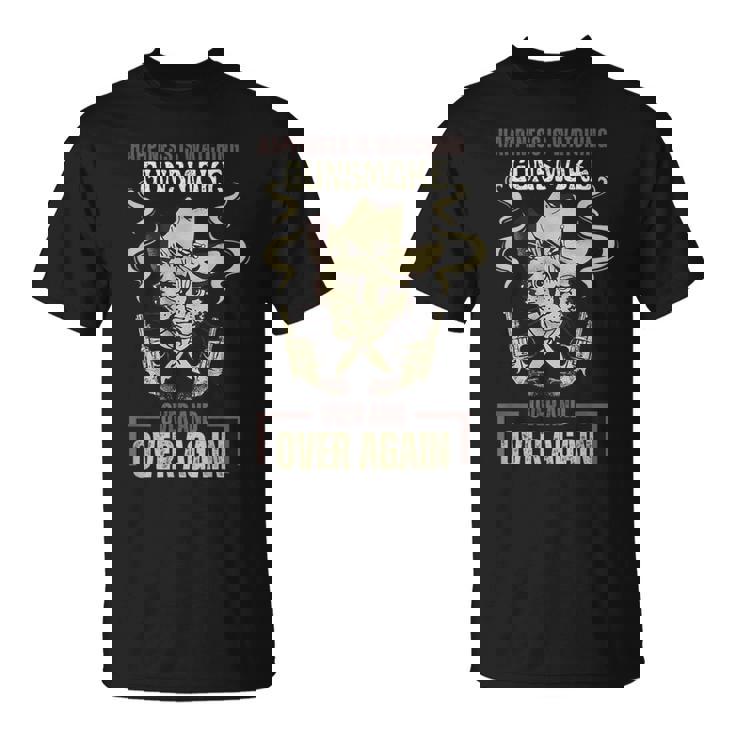 面白い幸せはガンスモークを何度も見ていることです Tシャツ