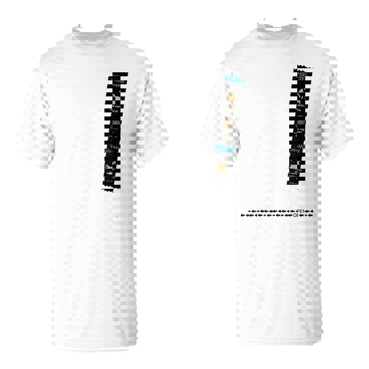 黒猫のウィズ 段ボールとウィズ C Tシャツ