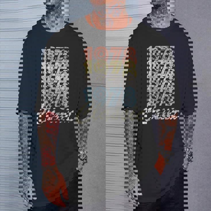 1978年 クラシック ヴィンテージ レトロ スタイル Born In 1978 Tシャツ 彼への贈り物