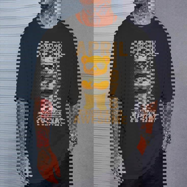 48歳 1978年4月 テディベア 48歳 誕生日 男性 女性 Tシャツ 彼への贈り物