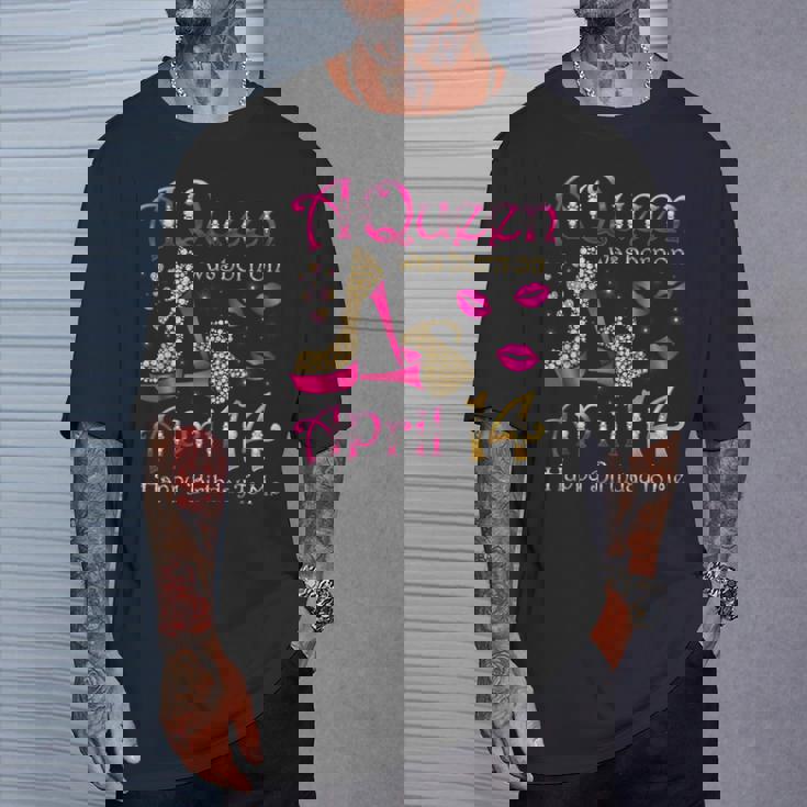 4月14日に女王が生まれた私にお誕生日おめでとう Tシャツ 彼への贈り物