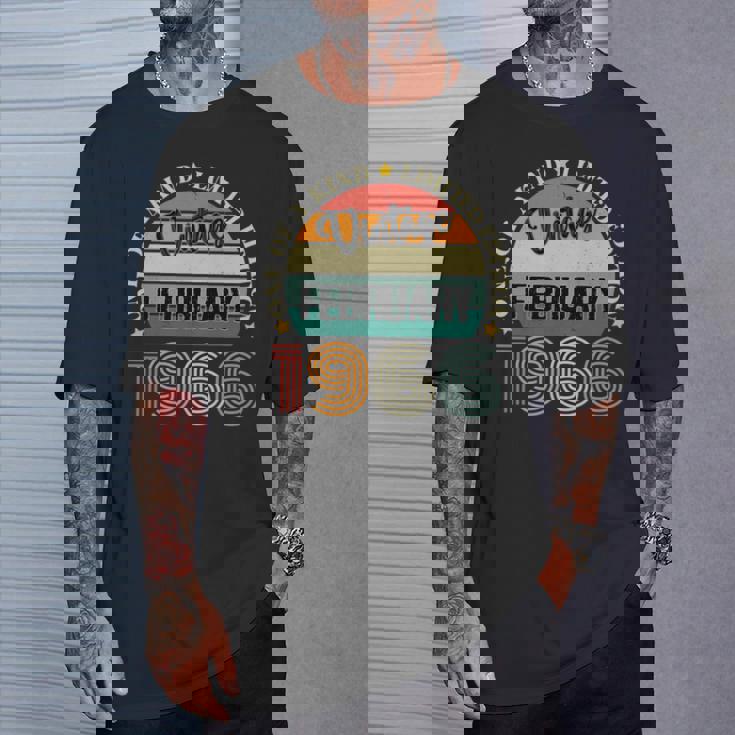 58歳 ヴィンテージ 1966年2月 58歳の誕生日 レトロ 長袖tシャツ Tシャツ 彼への贈り物