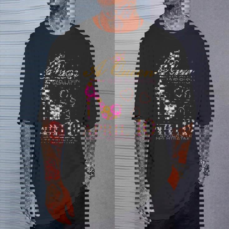 A Queen Was Born On April 10 Happy Birthday To Me 4月10日 Tシャツ 彼への贈り物
