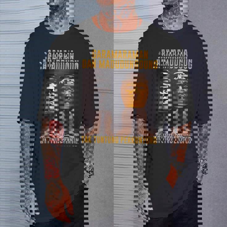 Ai Generate Meme イタリアン ブレイン ガラマラマン マドゥドゥングダン Tシャツ 彼への贈り物