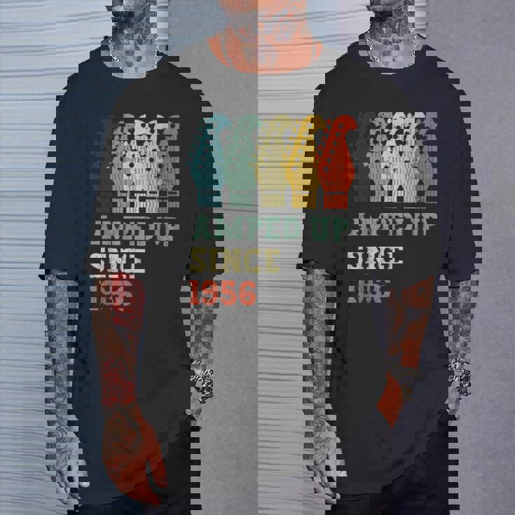 Amped Upince 1956 レトロ 誕生日 ギター 音楽 誕生年 Tシャツ 彼への贈り物
