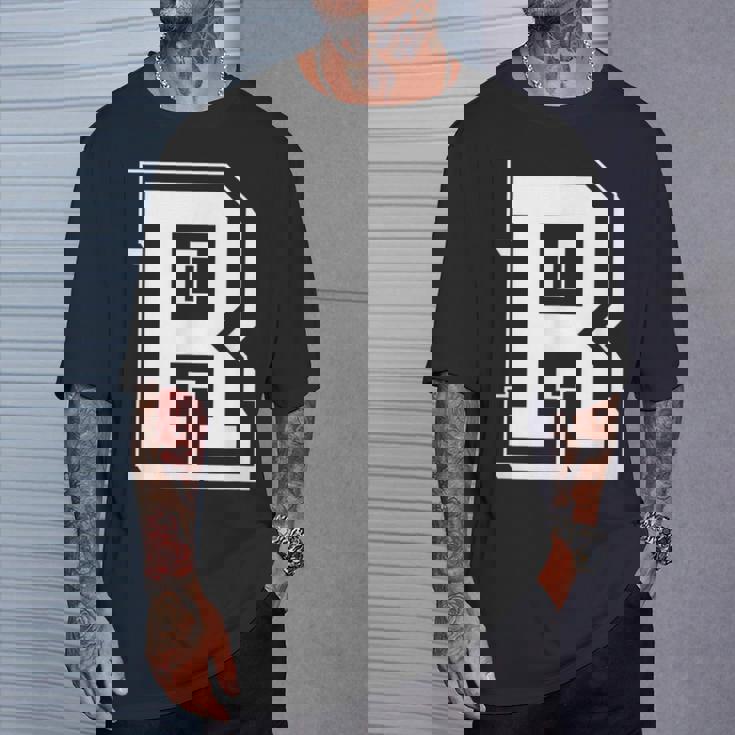 Best Friendshipseven Letters R From Friends Tシャツ 彼への贈り物