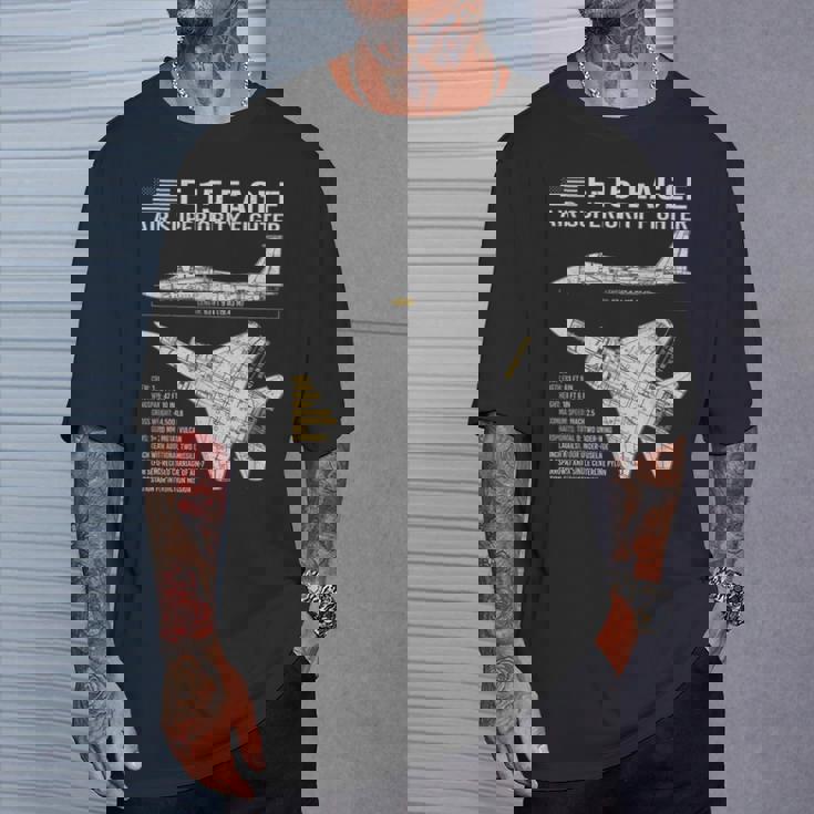 F-15イーグル航空機の設計図ジェット戦闘機データ Tシャツ 彼への贈り物