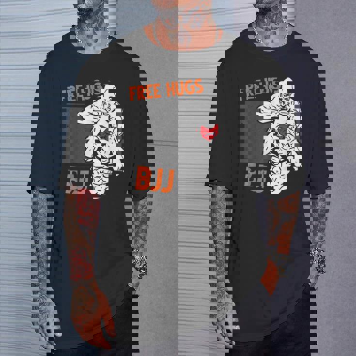 Free Hugs ブラジリアン柔術 Bjj 格闘技 面白い総合格闘技 Tシャツ 彼への贈り物