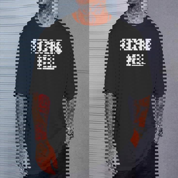 Fucking Hell 面白いことわざ 皮肉なかわいいクールなノベルティ Tシャツ 彼への贈り物