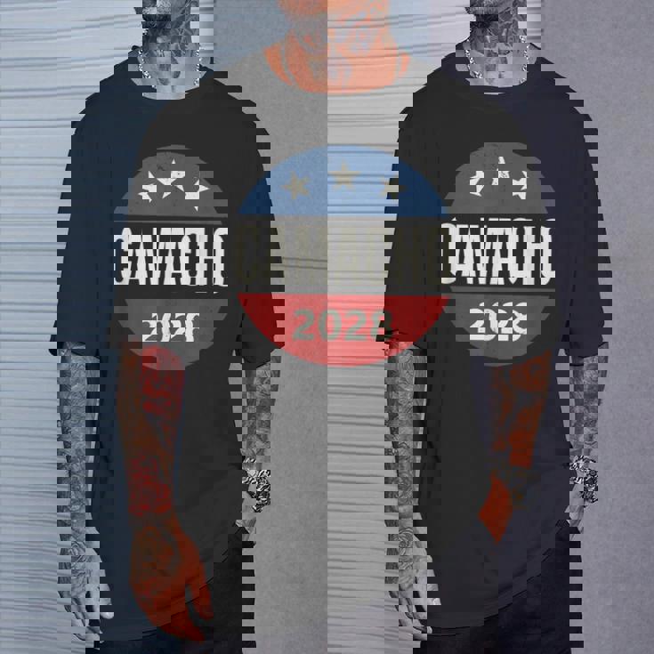 Retrointageote Camacho 2028 Tシャツ 彼への贈り物