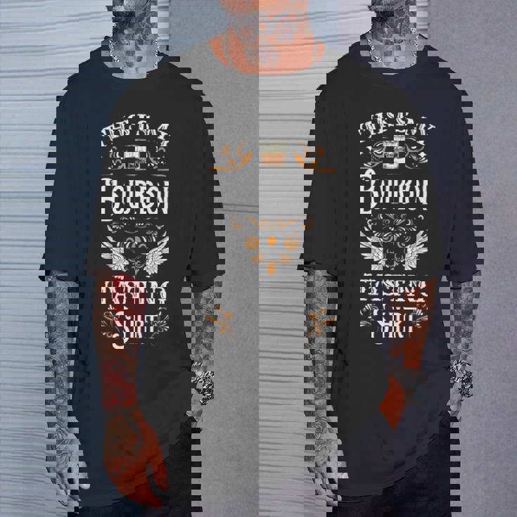 This Is My Bourbonテイスティングウイスキー愛好家へのギフト。 長袖tシャツ Tシャツ 彼への贈り物