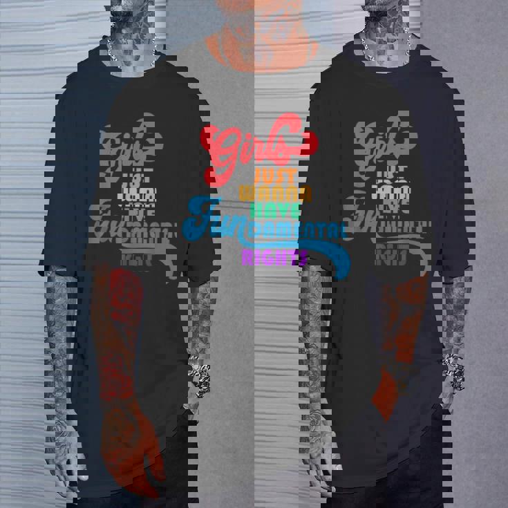 Girls Just Wanna Have Fundamental Rights カラフル レインボー Tシャツ 彼への贈り物