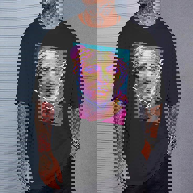 Glitchedenustatueaporwave Tシャツ 彼への贈り物