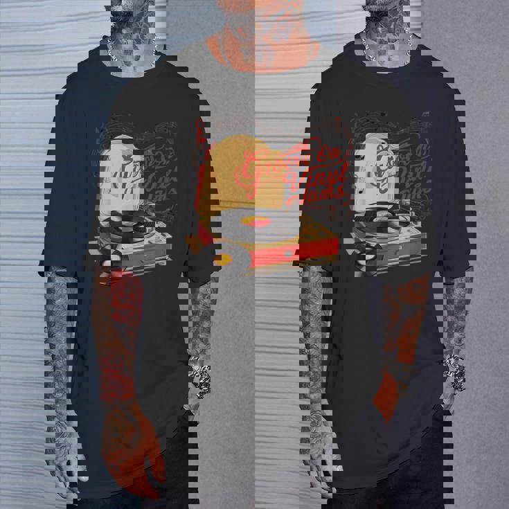 Groove On レトロビニールジャム、レトロビニールレコード Tシャツ 彼への贈り物