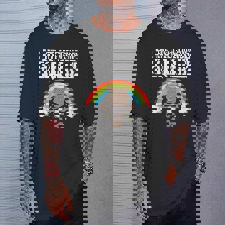 I Hate Everyone Equally 反社会的猫 内向的 Tシャツ 彼への贈り物