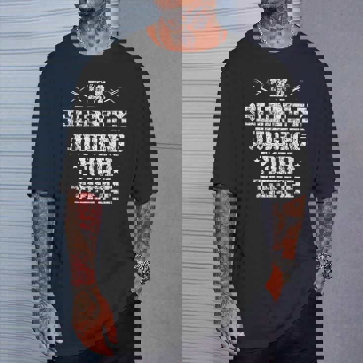 I'milently Judging Your Th Dentist Dentistry Dentistry Dentists Tシャツ 彼への贈り物