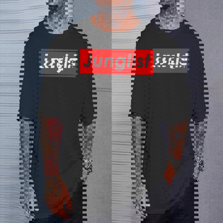 Junglist Movement Drum And Bass Music For Junglist Tシャツ 彼への贈り物